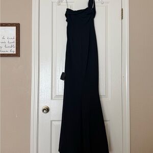 Lulus one shoulder Dress NWT
